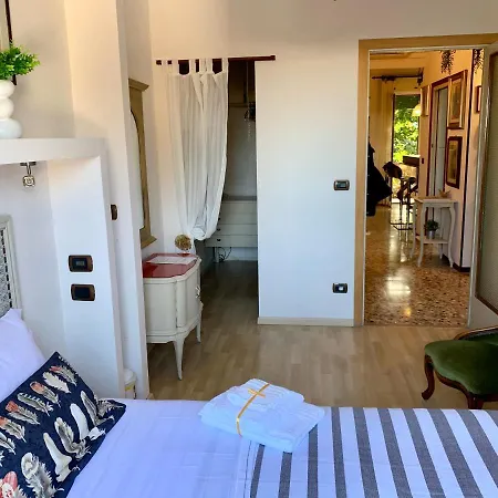 “le Case Di Paglia A Parma“ Apartment